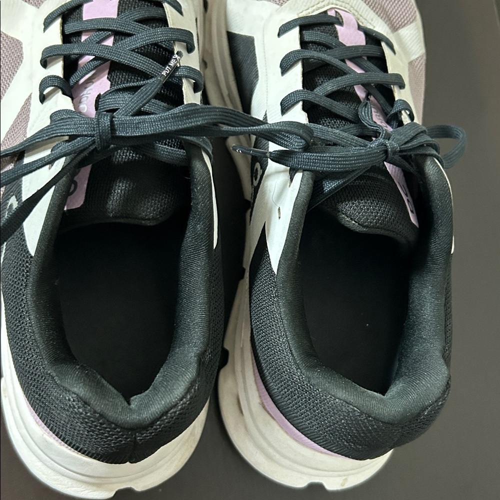 On Running Cloudrunner Sneaker Heron Black Purple Plush Cloud Tech Sz 10 - Picture 10 of 15